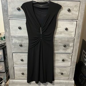 Classy black sleeveless dress